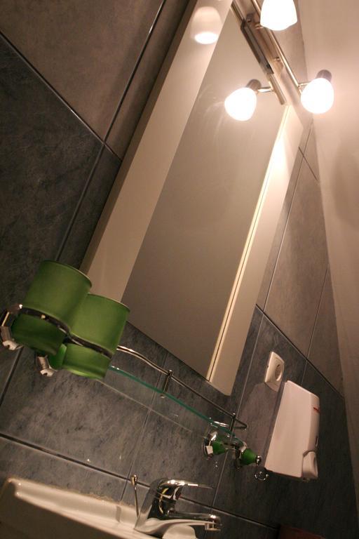 Hotel Pamira Sibiu Oda fotoğraf